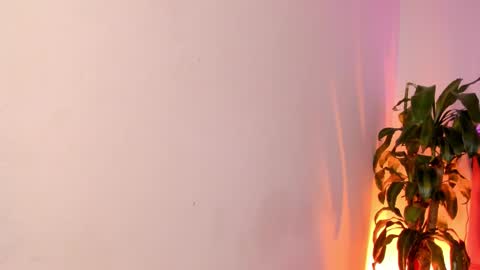 Snapshot of pocahontas_kl chatting on February 13, 5:11 pm Patrocla online show from February 13, 5:11 pm