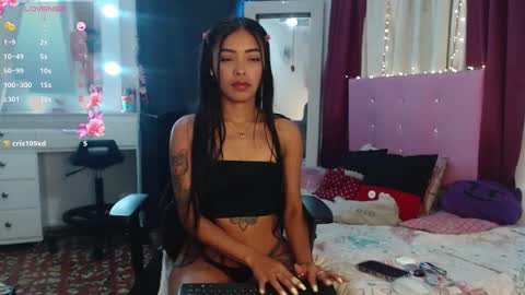 pocahot222 online show from November 14, 1:48 am