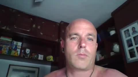 pocoyotop online show from May 1, 10:36 pm