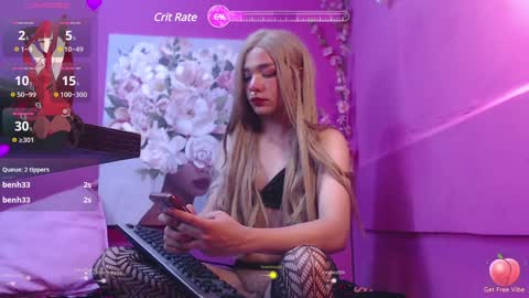  Luna  online show from December 7, 11:51 am