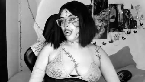 Willow                      Hours 12pm to 630pm Colombian time FRIDAY AND SUNDAY FREE DAYS online show from October 18, 5:46 pm