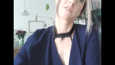 Snapshot of pokusss chatting on October 15, 9:20 am pokusss online show from October 15, 9:20 am