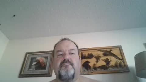 Snapshot of polarisman74 chatting on February 24, 10:14 pm polarisman74 online show from February 24, 10:14 pm