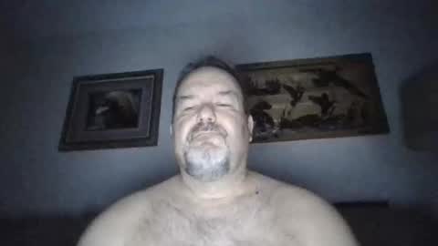 Snapshot of polarisman74 chatting on February 17, 8:11 am polarisman74 online show from February 17, 8:11 am