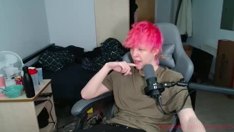 Snapshot of polarny05 chatting on November 21, 8:40 pm Polarny online show from November 21, 8:40 pm