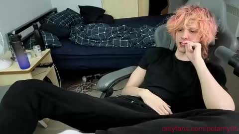 Snapshot of polarny05 chatting on March 13, 8:26 pm Polarny online show from March 13, 8:26 pm