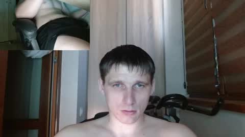 Snapshot of poliglotjoe2 chatting on June 27, 12:22 pm Poliglotjoe2 online show from June 27, 12:22 pm