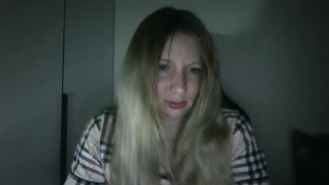 Snapshot of poliholly chatting on February 28, 7:59 pm poliholly online show from February 28, 7:59 pm