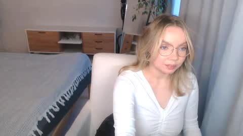 PolinaJones online show from November 21, 11:20 am