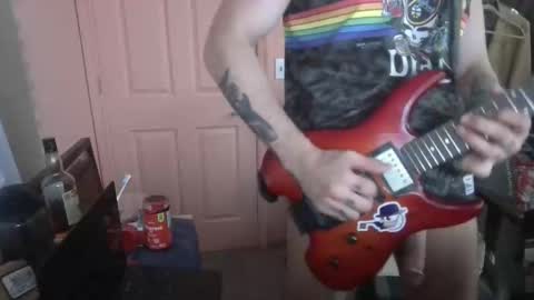 Snapshot of polishrifle3 chatting on April 11, 6:45 pm jaws online show from April 11, 6:45 pm