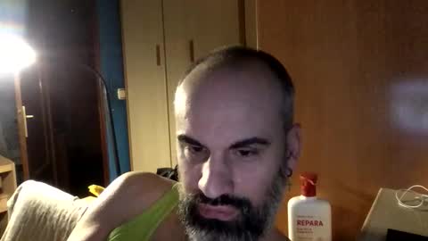 Snapshot of pollito1985 chatting on February 14, 6:10 am DIEGO O DIEGUITO online show from February 14, 6:10 am