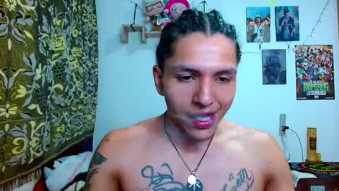 Gian online show from March 12, 6:33 pm