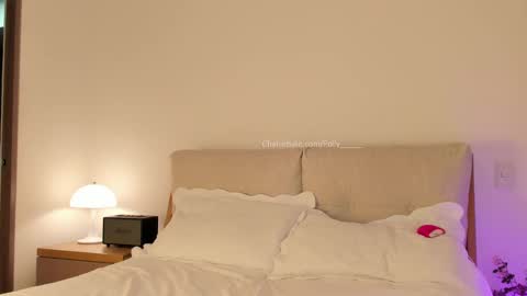 Polly online show from October 7, 10:07 pm