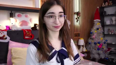 Polly online show from December 14, 7:36 am