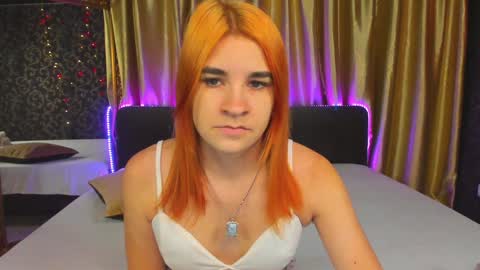 Polly online show from December 9, 1:24 pm