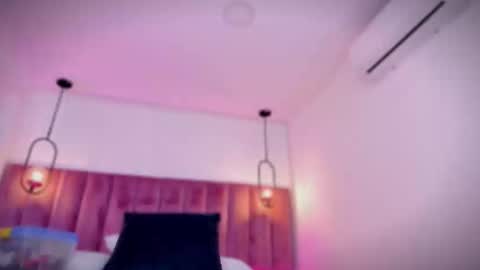 POLLY online show from February 6, 10:29 am