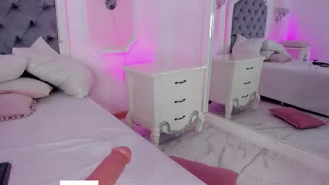 Carolina online show from February 16, 1:36 am