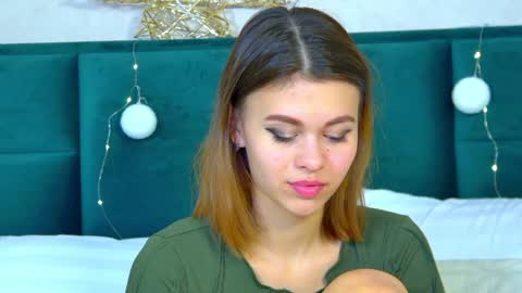 Polly online show from December 26, 6:54 pm