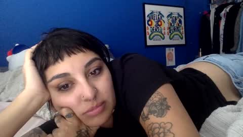 polymamii online show from February 24, 7:23 pm