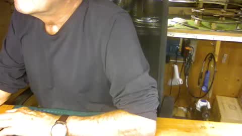 Snapshot of pomme1949 chatting on January 19, 1:44 pm pomme1949 online show from January 19, 1:44 pm