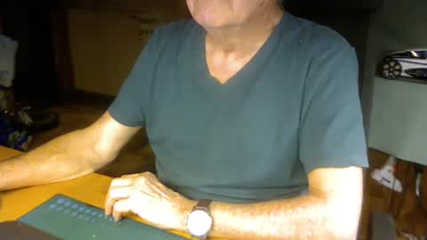 Snapshot of pomme1949 chatting on January 28, 10:34 am pomme1949 online show from January 28, 10:34 am