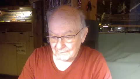 Snapshot of pomme1949 chatting on February 16, 3:05 pm pomme1949 online show from February 16, 3:05 pm