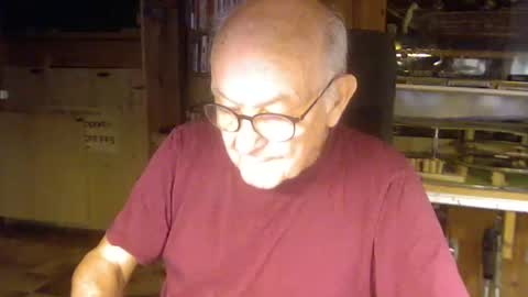 Snapshot of pomme1949 chatting on September 20, 4:08 pm pomme1949 online show from September 20, 4:08 pm