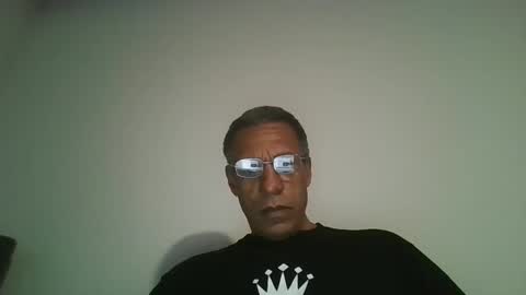 Snapshot of poolguy2496 chatting on September 14, 4:44 am poolguy2496 online show from September 14, 4:44 am