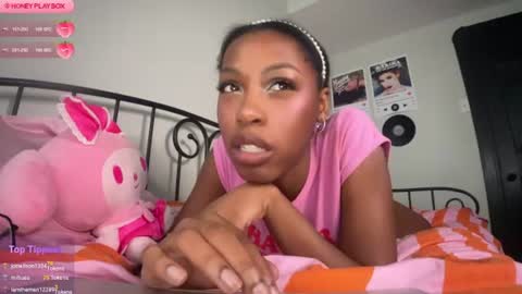 Snapshot of popasprincess chatting on August 1, 5:56 pm princess online show from August 1, 5:56 pm