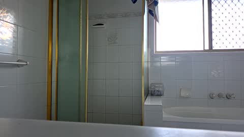 popboy2001 online show from March 30, 6:36 am