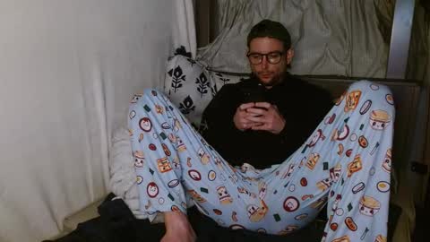 Kyle online show from March 11, 5:05 am