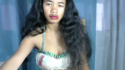 Snapshot of poppy_kelley chatting on May 20, 5:02 am Lilly online show from May 20, 5:02 am