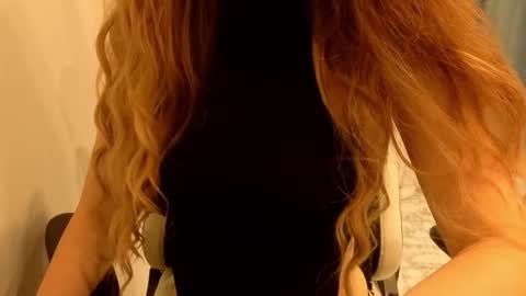 April online show from October 5, 6:17 pm