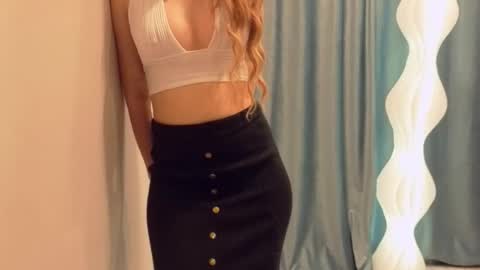 April online show from November 28, 6:32 pm