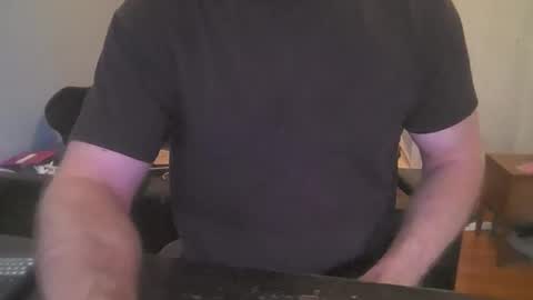 Snapshot of pornaddicted8 chatting on April 17, 6:44 pm i heart porn online show from April 17, 6:44 pm