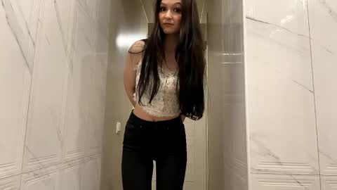 Snapshot of porshanorrie chatting on March 29, 3:45 pm Porsha online show from March 29, 3:45 pm