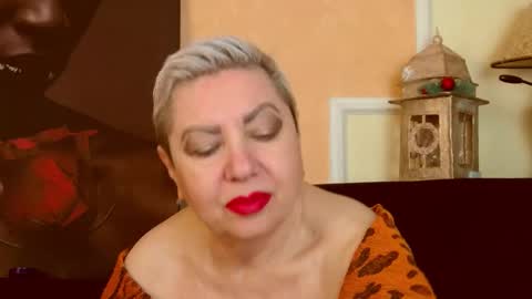 Snapshot of posh_lady chatting on January 17, 2:16 am LADY POSH online show from January 17, 2:16 am