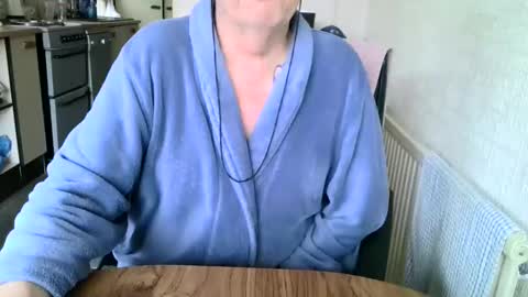 poshman65 online show from December 4, 1:20 pm