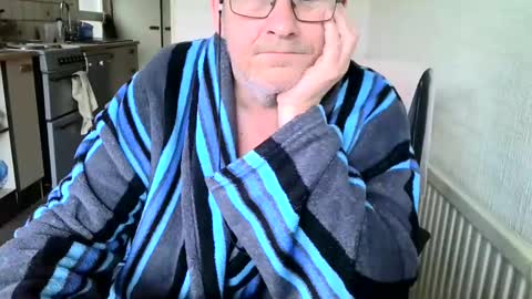 poshman65 online show from December 16, 10:18 am