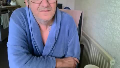 poshman65 online show from November 25, 11:10 am