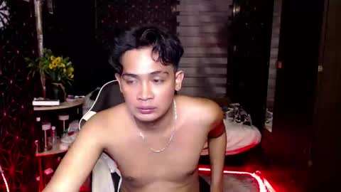 Snapshot of posiedon_cums chatting on November 17, 4:13 pm VEeeAsian online show from November 17, 4:13 pm