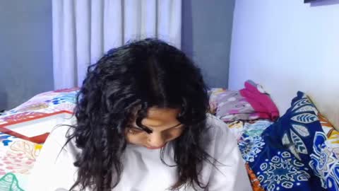 ALEX Y ALEXA online show from October 17, 3:20 am