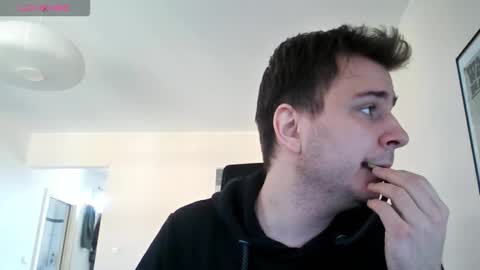 Snapshot of prdolac chatting on March 6, 8:00 am prdolac online show from March 6, 8:00 am