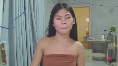 Snapshot of precious_athena chatting on February 6, 10:48 am precious_athena online show from February 6, 10:48 am