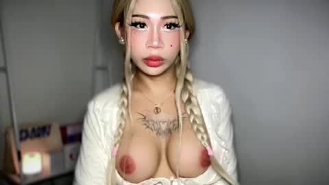 GODDESS PRECIOUS online show from April 13, 8:14 pm