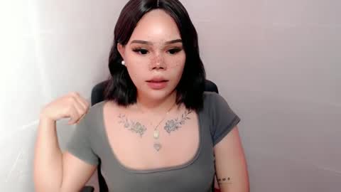 Snapshot of preciousangel69xxx chatting on January 26, 12:48 am MAXXINE online show from January 26, 12:48 am