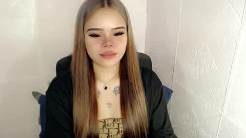 Snapshot of preciousangel69xxx chatting on February 21, 8:07 am MAXXINE online show from February 21, 8:07 am