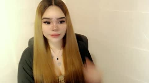 Snapshot of preciousangel69xxx chatting on April 28, 5:45 am MAXXINE online show from April 28, 5:45 am