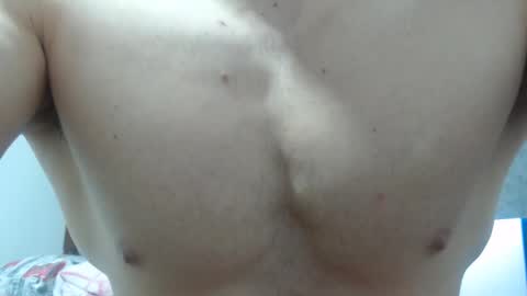 Snapshot of preettyboyx chatting on December 7, 7:21 pm JUAN online show from December 7, 7:21 pm