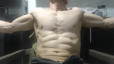 Snapshot of preettyboyx chatting on September 13, 5:51 am JUAN online show from September 13, 5:51 am